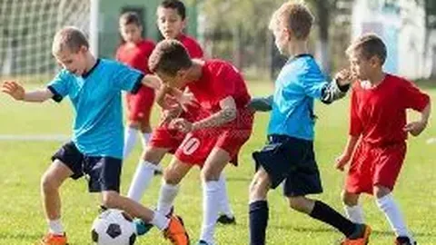 “利物浦新帅人选揭秘？卡拉格力挺：杰拉德接任传闻，我却是深表怀疑！”