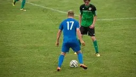 皇萨巅峰对决：三冠征程，西甲&国王杯激战正酣，欧冠争冠前景可期